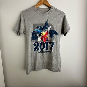 Disney Gray T-Shirt with Mickey Mouse and 2017 Design S